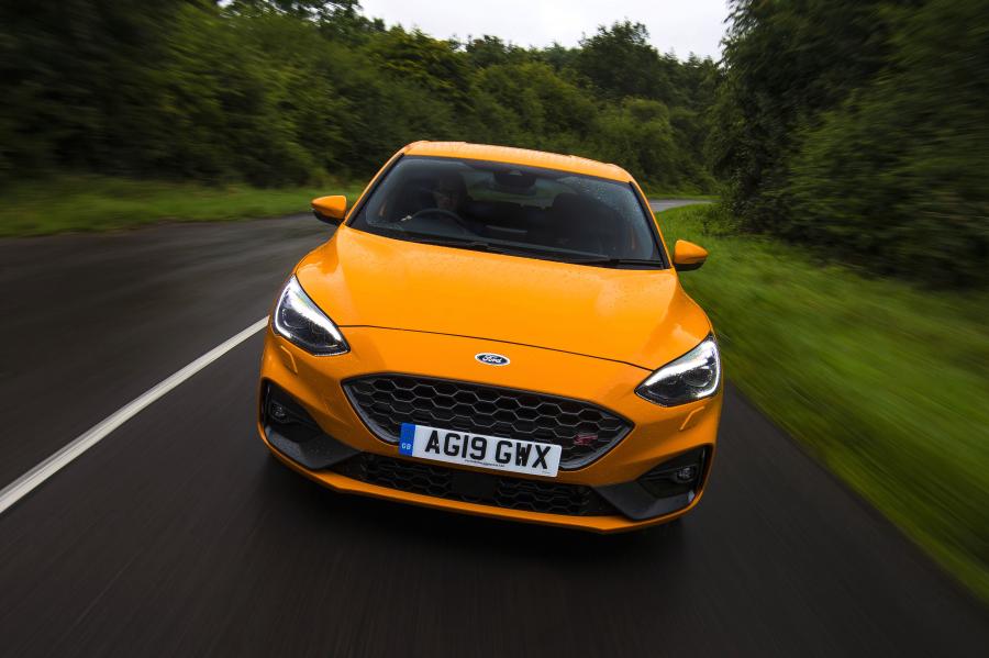  Ford Focus ST 2019 года  (UK) (фото 2 из 11)